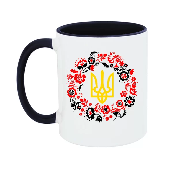 Чашка с трезубцем в орнаменте
