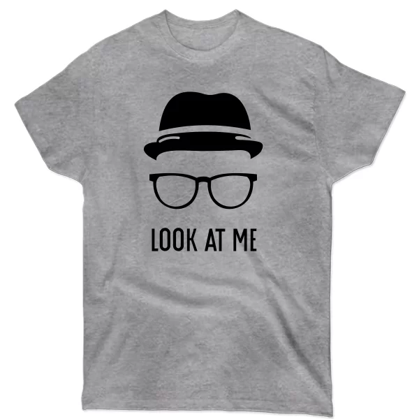 Футболка с надписью Look at me